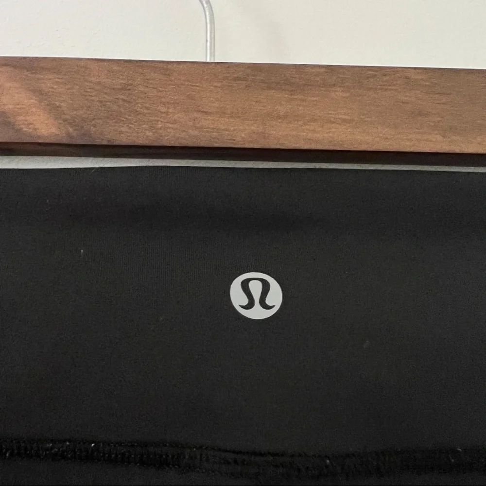 lululemon | black leggings with mesh side detail and knit ribbed ankle cuff 4 - Picture 5 of 7